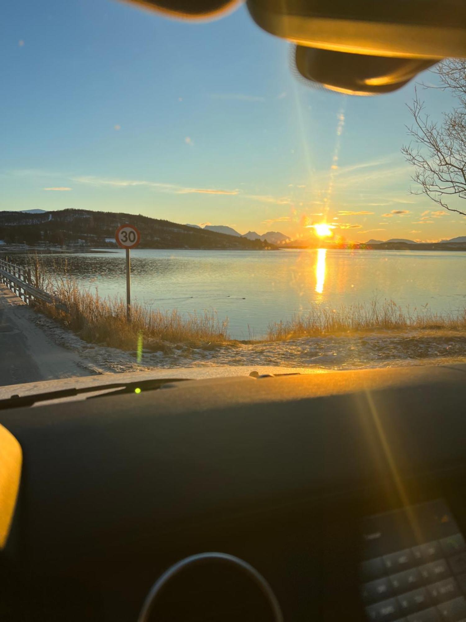 Hakoyveien 151, Tromso Hotell Exteriör bild